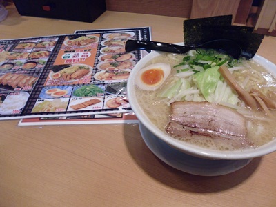 ラーメン春樹多摩カリヨン館店